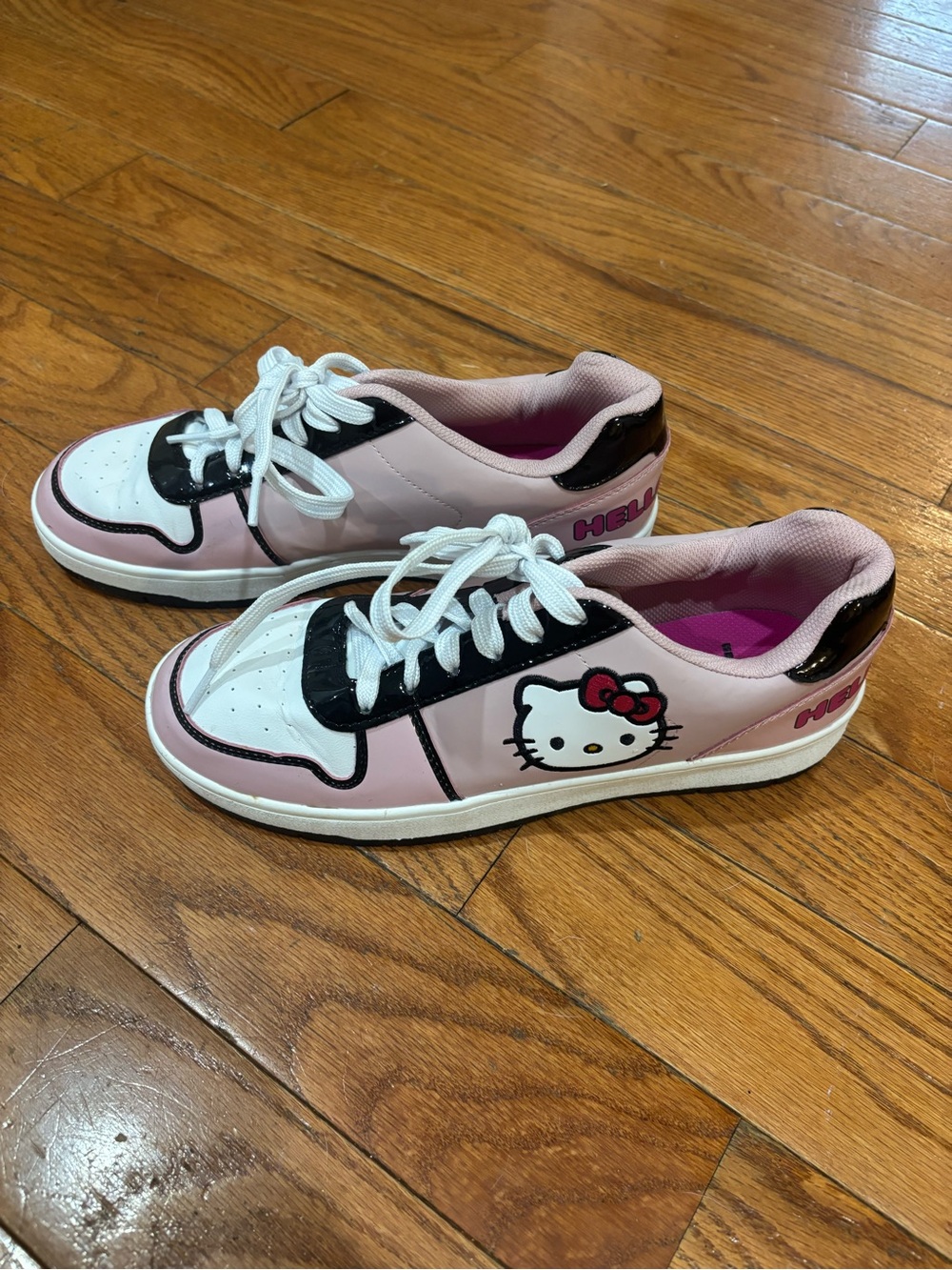 Hello Kitty Pink White and Black Low-Top Sneakers Size 11